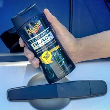 Meguiar's - Ultimate Black Plastic Restorer - 355 ml - (€ 47,75/l)